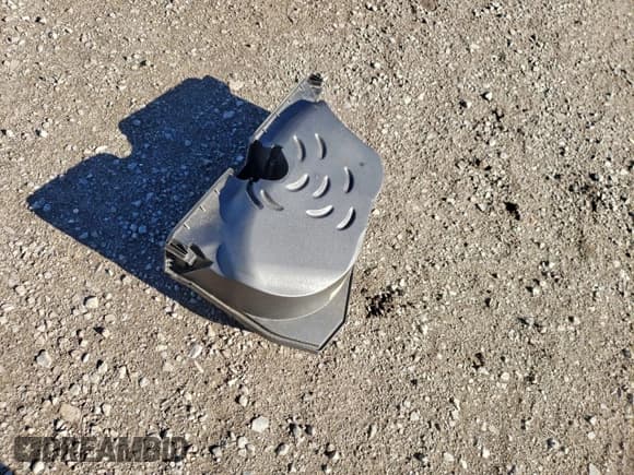 ✅ 2014 Mercedes-Benz CLS 550 • VIN: WDDLJ9BB7EA102528 • Лот: 94179405. Опубликован ранее на Copart с пробегом 153 872 миль. Бесплатный доступ к архиву аукционных продаж из США и подробный отчёт об истории автомобиля на DreamBid. Изображение 12.