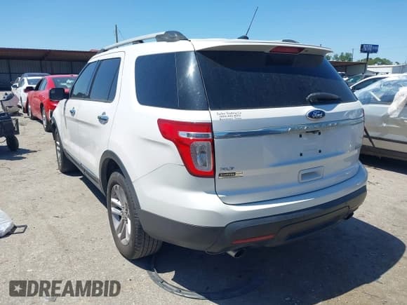 ✅ 2012 Ford Explorer XLT • VIN: 1FMHK7D94CGA15512 • Lot: 41964971. Wystawiony na IAAI z przebiegiem 201 096 mil. Bezpłatny archiwum sprzedaży aukcyjnych z USA i szczegółowy raport historii pojazdu na DreamBid. Zdjęcie 3.