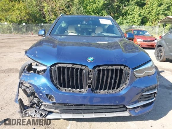 ✅ 2022 BMW X5 xDrive40i • VIN: 5UXCR6C07N9N32963 • Lot: 43247805. Listed on IAAI with 32,167 mi. Free auction sales archive from the USA and detailed vehicle history report at DreamBid. Image 12.