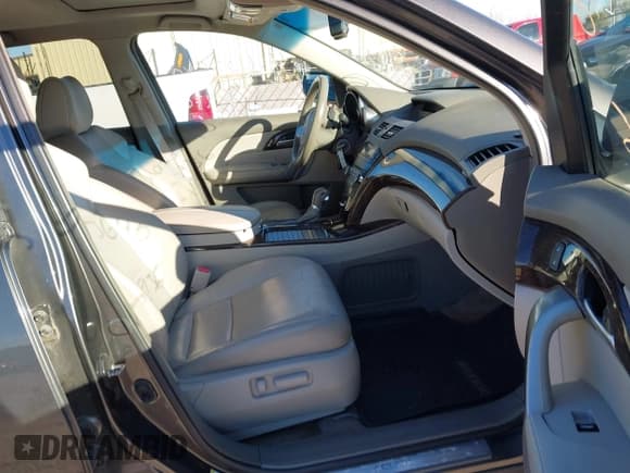 ✅ 2012 Acura MDX • VIN: 2HNYD2H24CH532936 • Lot: 43623640. Wystawiony na IAAI z przebiegiem 207 497 mil. Bezpłatny archiwum sprzedaży aukcyjnych z USA i szczegółowy raport historii pojazdu na DreamBid. Zdjęcie 5.