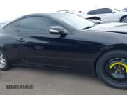 ✅ 2016 Hyundai Genesis Coupe 3.8L Base • VIN: KMHHT6KJ4GU134415 • Lot: 42360259. Wystawiony na IAAI z przebiegiem 54 653 mil. Bezpłatny archiwum sprzedaży aukcyjnych z USA i szczegółowy raport historii pojazdu na DreamBid. Zdjęcie 14.