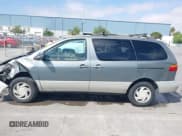 ✅ 1998 Toyota Sienna LE • VIN: 4T3ZF13C8WU033706 • Lot: 42471688. Listed on IAAI with 187,774 mi. Free auction sales archive from the USA and detailed vehicle history report at DreamBid. Image 14.