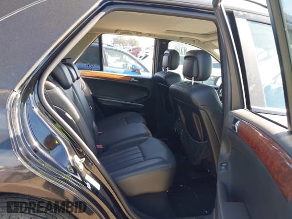 ✅ 2008 Mercedes-Benz M 350 • VIN: 4JGBB86E08A379443 • Лот: 43774136. Опубликован ранее на IAAI с пробегом 85 697 миль. Бесплатный доступ к архиву аукционных продаж из США и подробный отчёт об истории автомобиля на DreamBid. Изображение 8.