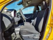 ✅ 2018 Toyota RAV4 Hybrid LE Plus • VIN: JTMRJREVXJD193894 • Лот: 82557715. Опубликован ранее на Copart с пробегом 306 658 миль. Бесплатный доступ к архиву аукционных продаж из США и подробный отчёт об истории автомобиля на DreamBid. Изображение 7.