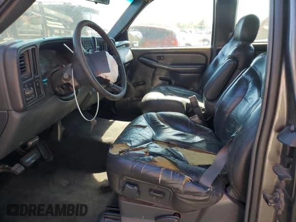 ✅ 2000 Chevrolet Silverado 1500 • VIN: 2GCEC19W4Y1391275 • Лот: 92792825. Опубликован ранее на Copart с пробегом 110 262 миль. Бесплатный доступ к архиву аукционных продаж из США и подробный отчёт об истории автомобиля на DreamBid. Изображение 7.