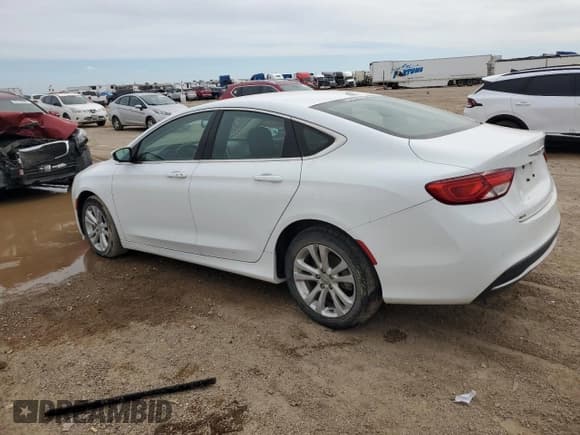 ✅ 2015 Chrysler 200 Limited • VIN: 1C3CCCAB4FN659821 • Lot: 55141645. Listed on Copart with 128,749 mi. Free auction sales archive from the USA and detailed vehicle history report at DreamBid. Image 2.