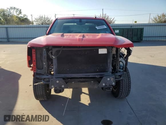 ✅ 2019 Chevrolet Silverado 1500 LT • VIN: 2GCVKPEC1K1147754 • Lot: 70583894. Wystawiony na Copart z przebiegiem 93 930 mil. Bezpłatny archiwum sprzedaży aukcyjnych z USA i szczegółowy raport historii pojazdu na DreamBid. Zdjęcie 5.