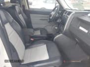 ✅ 2007 Jeep Patriot Limited • VIN: 1J8FT48W47D401631 • Lot: 43309240. Listed on IAAI with 148,523 mi. Free auction sales archive from the USA and detailed vehicle history report at DreamBid. Image 5.
