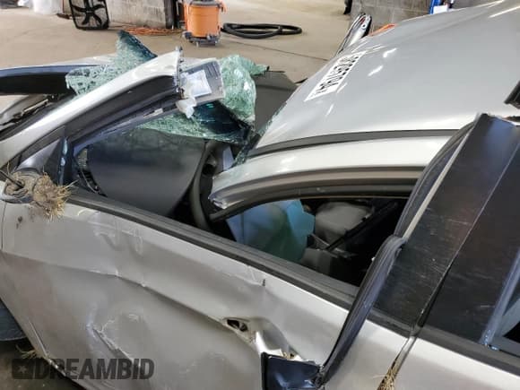 ✅ 2013 Hyundai Accent GLS • VIN: KMHCT4AE8DU585930 • Лот: 58295794. Опубликован ранее на Copart с пробегом Не указан. Бесплатный доступ к архиву аукционных продаж из США и подробный отчёт об истории автомобиля на DreamBid. Изображение 8.