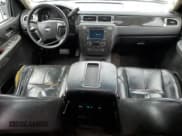 ✅ 2007 Chevrolet Suburban LTZ • VIN: 1GNFK16327J218982 • Lot: 57759715. Listed on Copart with 373,775 mi. Free auction sales archive from the USA and detailed vehicle history report at DreamBid. Image 8.