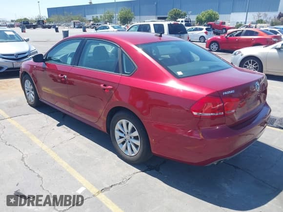 ✅ 2015 Volkswagen Passat Limited Edition • VIN: 1VWAT7A34FC011133 • Lot: 42839337. Listed on IAAI with 78,213 mi. Free auction sales archive from the USA and detailed vehicle history report at DreamBid. Image 3.