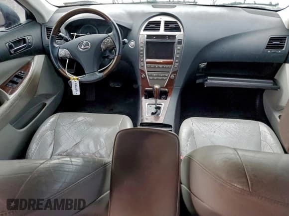 ✅ 2010 Lexus ES 330 • VIN: JTHBK1EGXA2409058 • Лот: 94036195. Опубликован ранее на Copart с пробегом Не указан. Бесплатный доступ к архиву аукционных продаж из США и подробный отчёт об истории автомобиля на DreamBid. Изображение 8.