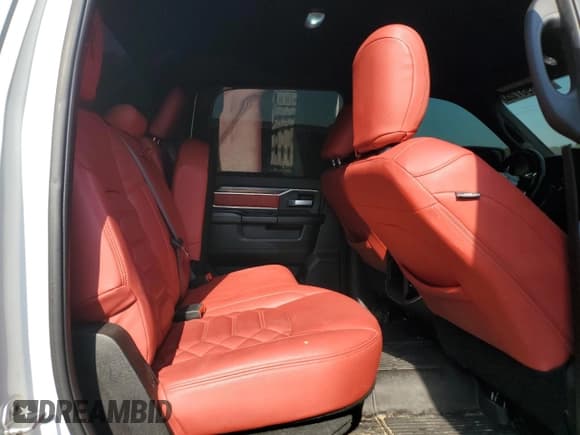 ✅ 2019 Ram 2500 Big Horn • VIN: 3C6UR5DL0KG665351 • Лот: 69698725. Опубликован ранее на Copart с пробегом 92 814 миль. Бесплатный доступ к архиву аукционных продаж из США и подробный отчёт об истории автомобиля на DreamBid. Изображение 10.