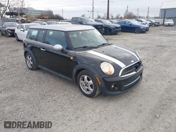 ✅ 2011 MINI Clubman • VIN: WMWZF3C57BTX81791 • Лот: 43665727. Опубликован ранее на IAAI с пробегом 95 018 миль. Бесплатный доступ к архиву аукционных продаж из США и подробный отчёт об истории автомобиля на DreamBid. Изображение 1.