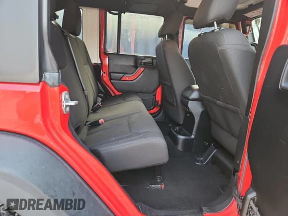 ✅ 2015 Jeep Wrangler Unlimited Sport • VIN: 1C4BJWDG3FL673436 • Lot: 90598515. Listed on Copart with 98,028 mi. Free auction sales archive from the USA and detailed vehicle history report at DreamBid. Image 11.