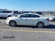 ✅ 2014 Buick LaCrosse Premium II • VIN: 1G4GF5G35EF263840 • Lot: 43559836. Wystawiony na IAAI z przebiegiem 68 597 mil. Bezpłatny archiwum sprzedaży aukcyjnych z USA i szczegółowy raport historii pojazdu na DreamBid. Zdjęcie 14.