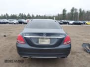 ✅ 2016 Mercedes-Benz C 300 • VIN: 55SWF4KB8GU152486 • Lot: 43753630. Wystawiony na IAAI z przebiegiem Nie podano. Bezpłatny archiwum sprzedaży aukcyjnych z USA i szczegółowy raport historii pojazdu na DreamBid. Zdjęcie 16.