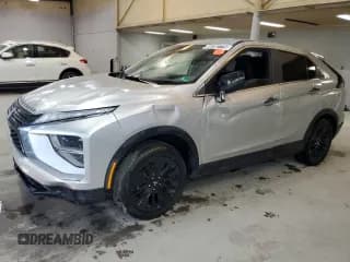 ✅ 2022 Mitsubishi Eclipse Cross LE • VIN: JA4ATVAA8NZ058368 • Lot: 66382775. Wystawiony na Copart z przebiegiem 39 597 mil. Bezpłatny archiwum sprzedaży aukcyjnych z USA i szczegółowy raport historii pojazdu na DreamBid. Zdjęcie 1.
