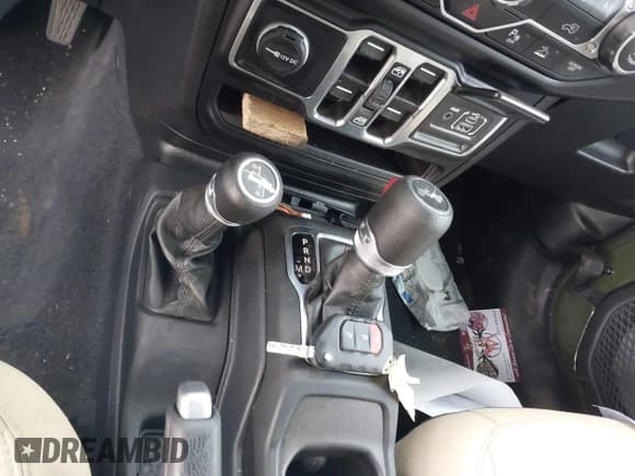 ✅ 2023 Jeep Wrangler Willys Sport • VIN: 1C4HJXDM0PW515898 • Lot: 41419267. Listed on IAAI with 10,964 mi. Free auction sales archive from the USA and detailed vehicle history report at DreamBid. Image 11.