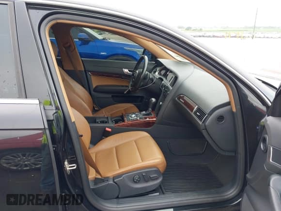 ✅ 2011 Audi A6 Prestige • VIN: WAUKGAFB1BN040450 • Лот: 42767293. Опубликован ранее на IAAI с пробегом 116 589 миль. Бесплатный доступ к архиву аукционных продаж из США и подробный отчёт об истории автомобиля на DreamBid. Изображение 5.