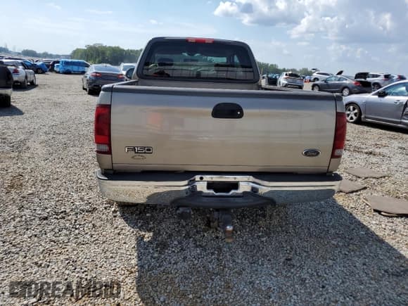 ✅ 2003 Ford F-150 XL • VIN: 2FTRX17W73CA12694 • Lot: 69082535. Listed on Copart with Not provided. Free auction sales archive from the USA and detailed vehicle history report at DreamBid. Image 6.