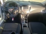 ✅ 2017 Chevrolet Cruze LT • VIN: 1G1BE5SM6H7173265 • Lot: 72504492. Listed on Copart with 61,114 mi. Free auction sales archive from the USA and detailed vehicle history report at DreamBid. Image 8.