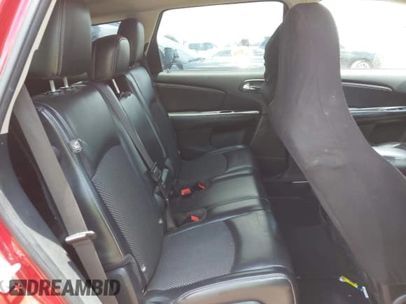 ✅ 2017 Dodge Journey Crossroad Plus • VIN: 3C4PDCGB5HT612706 • Лот: 42374698. Опубликован ранее на IAAI с пробегом 208 890 миль. Бесплатный доступ к архиву аукционных продаж из США и подробный отчёт об истории автомобиля на DreamBid. Изображение 8.