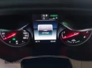 ✅ 2018 Mercedes-Benz GLC 350e • VIN: WDC0G5EB2JF440149 • Лот: 42369668. Опубликован ранее на IAAI с пробегом 197 586 миль. Бесплатный доступ к архиву аукционных продаж из США и подробный отчёт об истории автомобиля на DreamBid. Изображение 14.