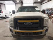 ✅ 2014 Ford F-350 • VIN: 1FT7X3BT7EEB43850 • Lot: 43303583. Wystawiony na IAAI z przebiegiem 278 111 mil. Bezpłatny archiwum sprzedaży aukcyjnych z USA i szczegółowy raport historii pojazdu na DreamBid. Zdjęcie 12.