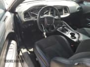 ✅ 2022 Dodge Challenger R/T • VIN: 2C3CDZBTXNH234019 • Lot: 60194254. Wystawiony na Copart z przebiegiem Nie podano. Bezpłatny archiwum sprzedaży aukcyjnych z USA i szczegółowy raport historii pojazdu na DreamBid. Zdjęcie 8.