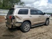 ✅ 2010 Toyota Sequoia Platinum • VIN: 5TDYY5G1XAS023131 • Lot: 51716745. Wystawiony na Copart z przebiegiem 286 337 mil. Bezpłatny archiwum sprzedaży aukcyjnych z USA i szczegółowy raport historii pojazdu na DreamBid. Zdjęcie 3.