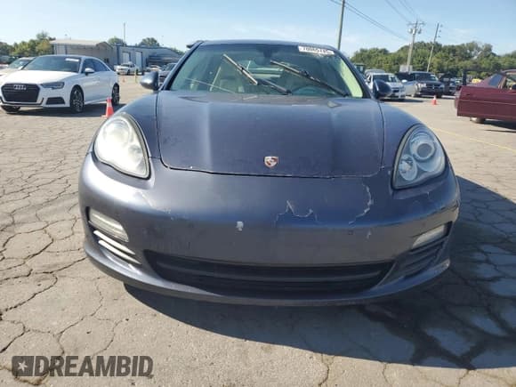 ✅ 2011 Porsche Panamera • VIN: WP0AA2A72BL017327 • Lot: 70065745. Wystawiony na Copart z przebiegiem 195 017 mil. Bezpłatny archiwum sprzedaży aukcyjnych z USA i szczegółowy raport historii pojazdu na DreamBid. Zdjęcie 5.