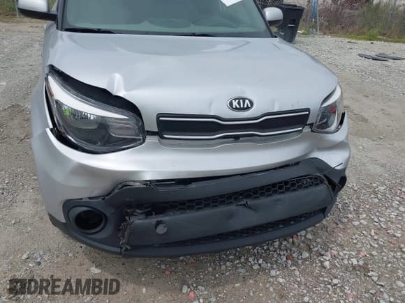 ✅ 2017 Kia Soul • VIN: KNDJN2A27H7447526 • Lot: 43040022. Listed on IAAI with 75,590 mi. Free auction sales archive from the USA and detailed vehicle history report at DreamBid. Image 6.