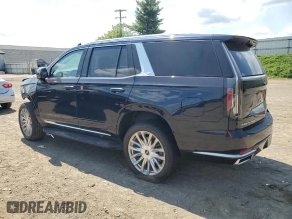 ✅ 2024 Cadillac Escalade 4WD Premium Luxury • VIN: 1GYS4BKL0RR310748 • Lot: 68306405. Wystawiony na Copart z przebiegiem 18 004 mil. Bezpłatny archiwum sprzedaży aukcyjnych z USA i szczegółowy raport historii pojazdu na DreamBid. Zdjęcie 2.