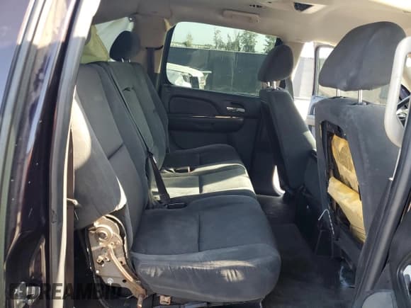 ✅ 2009 Chevrolet Suburban LS • VIN: 1GNFC16J99R225928 • Лот: 54547305. Опубликован ранее на Copart с пробегом 203 556 миль. Бесплатный доступ к архиву аукционных продаж из США и подробный отчёт об истории автомобиля на DreamBid. Изображение 11.