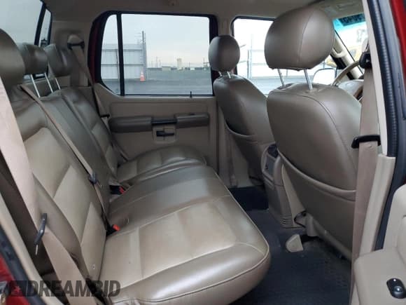 ✅ 2005 Ford Explorer Sport Trac XLS • VIN: 1FMZU67KX5UB82520 • Лот: 94039045. Опубликован ранее на Copart с пробегом 195 754 миль. Бесплатный доступ к архиву аукционных продаж из США и подробный отчёт об истории автомобиля на DreamBid. Изображение 10.