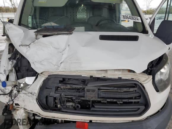 ✅ 2017 Ford Transit • VIN: 1FTYE1YM3HKA15433 • Lot: 80640624. Listed on Copart with 191,235 mi. Free auction sales archive from the USA and detailed vehicle history report at DreamBid. Image 12.