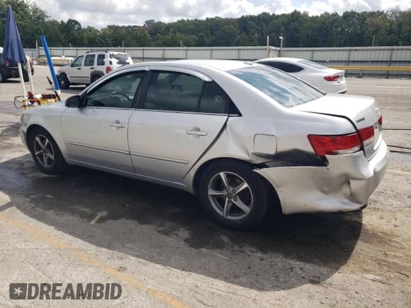 2008 Hyundai Sonata GLS z VIN 5NPET46F78H314307, wystawiony jako Copart lot #81403945 z przebiegiem 143 042 mil mil oraz Szkoda całkowita • Salvage title. Historia ofert i sprzedaży dostępna na DreamBid. Obrazek 2.