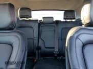 ✅ 2022 Lincoln Corsair Grand Touring • VIN: 5LMTJ5DZ0NUL16362 • Lot: 72640043. Wystawiony na Copart z przebiegiem 5 569 mil. Bezpłatny archiwum sprzedaży aukcyjnych z USA i szczegółowy raport historii pojazdu na DreamBid. Zdjęcie 10.