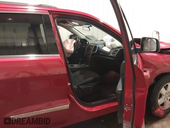 ✅ 2011 Jeep Grand Cherokee Laredo • VIN: 1J4RR4GG4BC550949 • Lot: 43546308. Listed on IAAI with 204,503 mi. Free auction sales archive from the USA and detailed vehicle history report at DreamBid. Image 5.