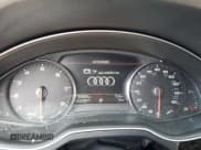 ✅ 2019 Audi Q7 Premium • VIN: WA1AAAF78KD012771 • Лот: 56927625. Опубликован ранее на Copart с пробегом 93 806 миль. Бесплатный доступ к архиву аукционных продаж из США и подробный отчёт об истории автомобиля на DreamBid. Изображение 9.