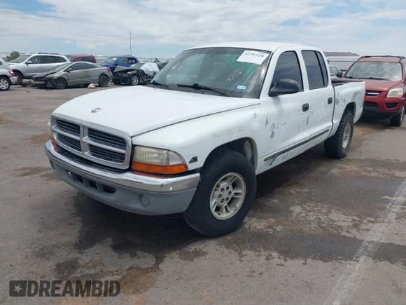 ✅ 2000 Dodge Dakota Sport • VIN: 1B7GL2AX6YS715278 • Lot: 42797228. Listed on IAAI with 254,605 mi. Free auction sales archive from the USA and detailed vehicle history report at DreamBid. Image 2.