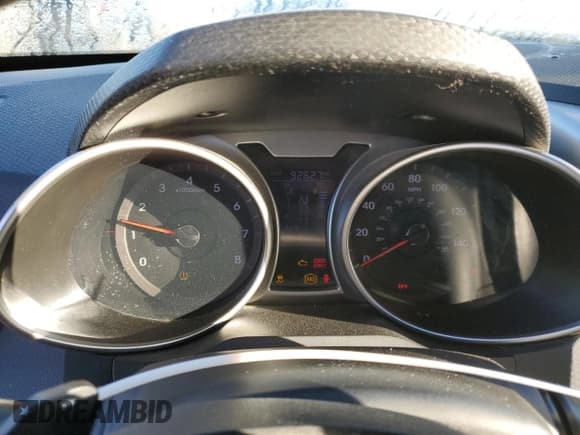 ✅ 2012 Hyundai Veloster w/Red Int • VIN: KMHTC6AD3CU076751 • Lot: 78089174. Wystawiony na Copart z przebiegiem 92 627 mil. Bezpłatny archiwum sprzedaży aukcyjnych z USA i szczegółowy raport historii pojazdu na DreamBid. Zdjęcie 9.