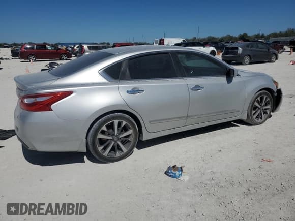 ✅ 2016 Nissan Altima SR • VIN: 1N4AL3AP0GC184153 • Лот: 45528645. Опубликован ранее на Copart с пробегом 96 475 миль. Бесплатный доступ к архиву аукционных продаж из США и подробный отчёт об истории автомобиля на DreamBid. Изображение 3.