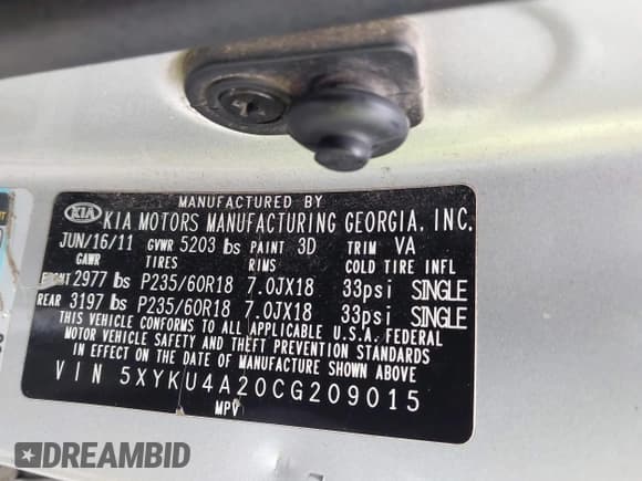 ✅ 2012 Kia Sorento EX • VIN: 5XYKU4A20CG209015 • Lot: 43748458. Listed on IAAI with 144,112 mi. Free auction sales archive from the USA and detailed vehicle history report at DreamBid. Image 9.