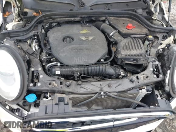 ✅ 2015 MINI Hardtop 4 Door S • VIN: WMWXU3C52F2B56856 • Lot: 42307964. Wystawiony na IAAI z przebiegiem 41 669 mil. Bezpłatny archiwum sprzedaży aukcyjnych z USA i szczegółowy raport historii pojazdu na DreamBid. Zdjęcie 10.