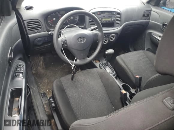 ✅ 2010 Hyundai Accent L • VIN: KMHCN3BC1AU167321 • Лот: 62767055. Опубликован ранее на Copart с пробегом 244 002 миль. Бесплатный доступ к архиву аукционных продаж из США и подробный отчёт об истории автомобиля на DreamBid. Изображение 8.