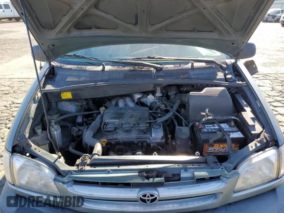✅ 2000 Toyota Sienna CE • VIN: 4T3ZF19C9YU222343 • Lot: 69520224. Listed on Copart with 524,710 mi. Free auction sales archive from the USA and detailed vehicle history report at DreamBid. Image 13.