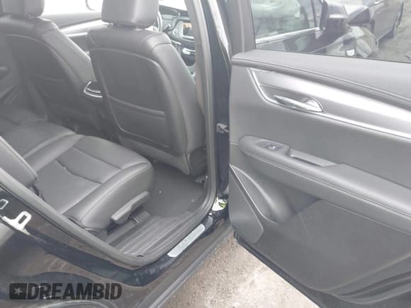 ✅ 2024 Cadillac XT6 AWD Luxury • VIN: 1GYKPBR49RZ723838 • Lot: 42346554. Listed on IAAI with 27,525 mi. Free auction sales archive from the USA and detailed vehicle history report at DreamBid. Image 8.