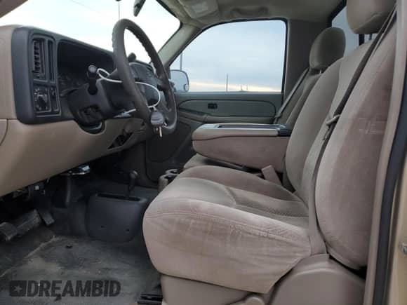 2006 Chevrolet Silverado 2500HD LT1 with VIN 1GCHK24D46E196672, listed as a Copart auction lot 89304365 with 130,564 mi miles and Salvage title. Bid and sale history available at DreamBid. Image 7.